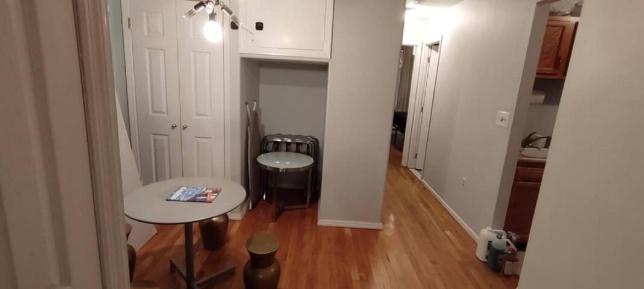 Central & Affordable Williamsburg Small Room New York Buitenkant foto