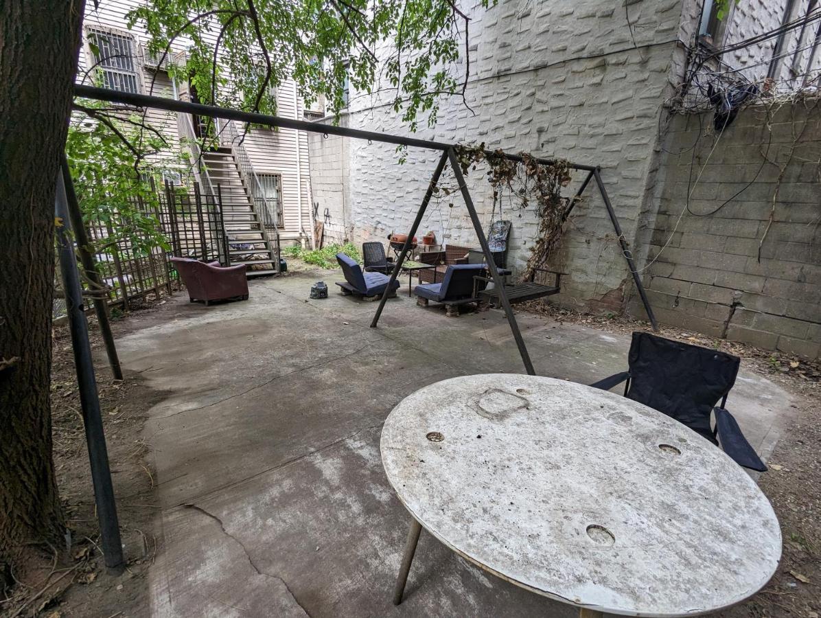 Central & Affordable Williamsburg Small Room New York Buitenkant foto